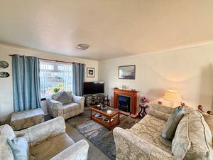 Photo 17- click for photo gallery